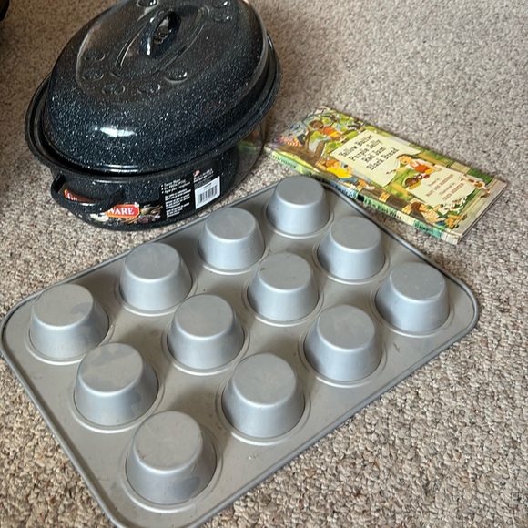 🧁 Calphalon Muffin Tin 12 EPLC - Picture 2 of 16